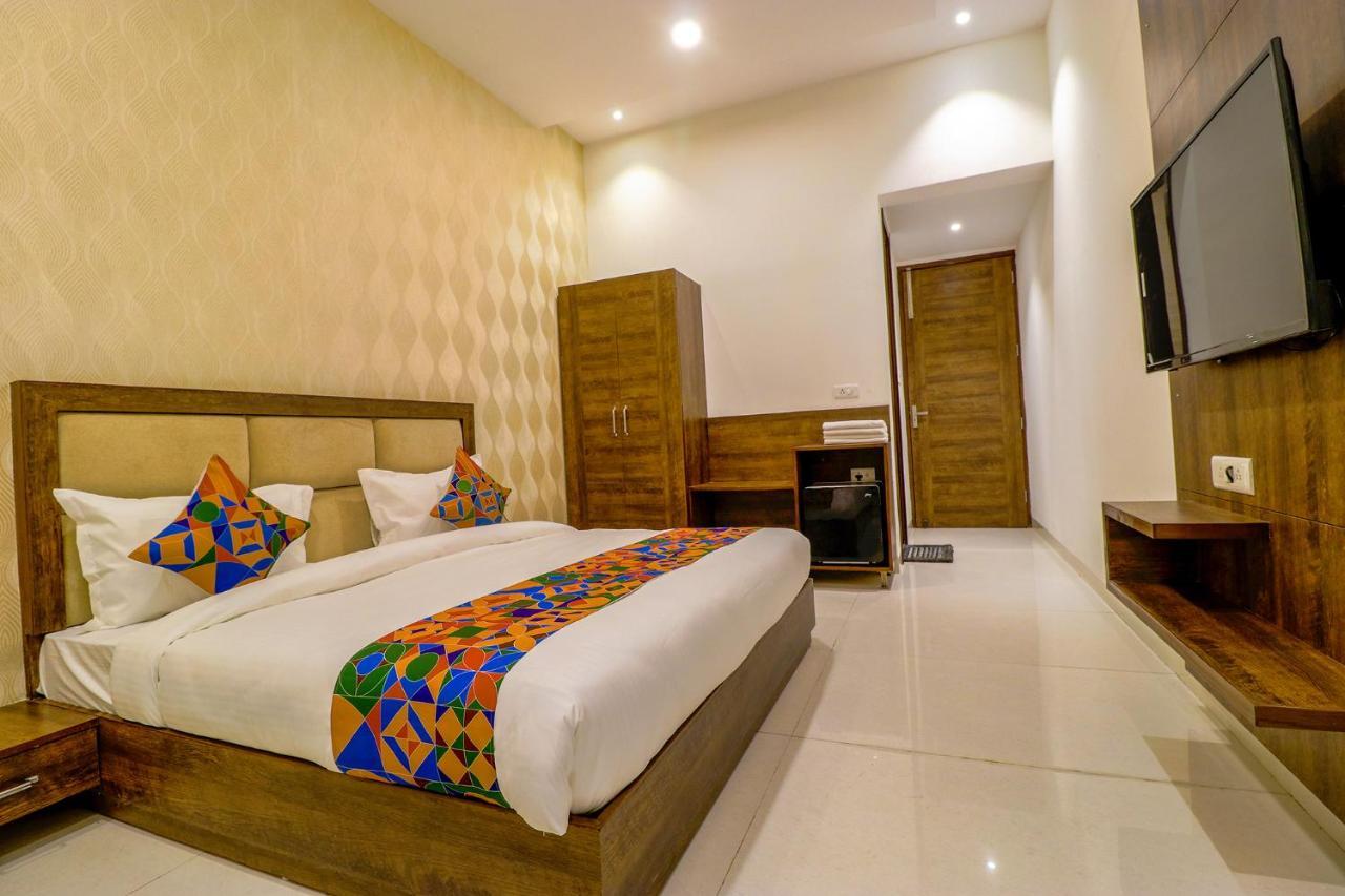 Fabhotel Prime Parisar Αμριτσάρ Εξωτερικό φωτογραφία